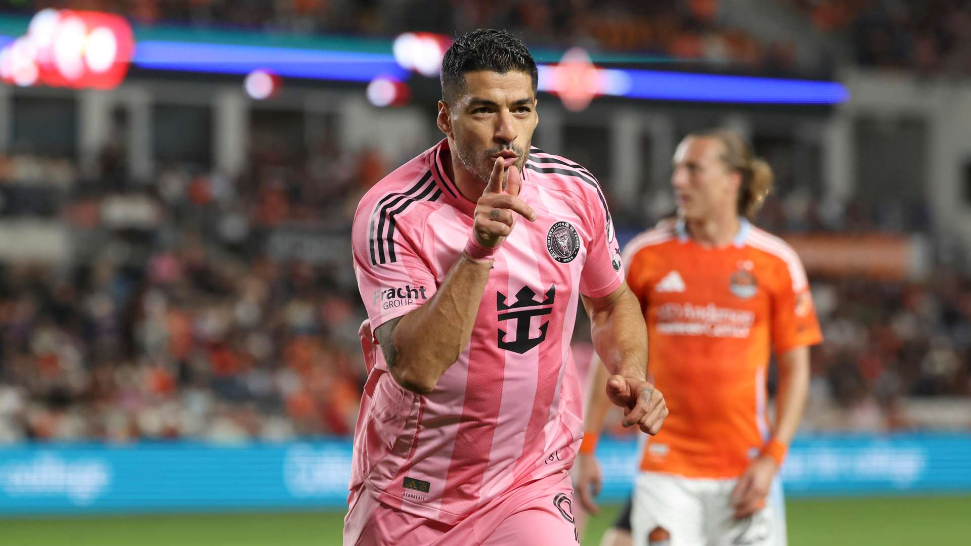 哈维与拉波尔塔六小时未见后续约谈话引发关注